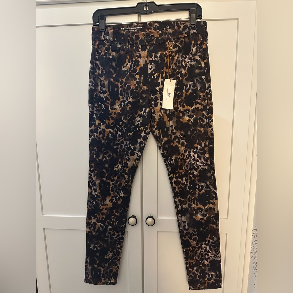 🙌🏻NWT Adriano Goldschmied Animal Print Skinny Jeans SOLD OUT!